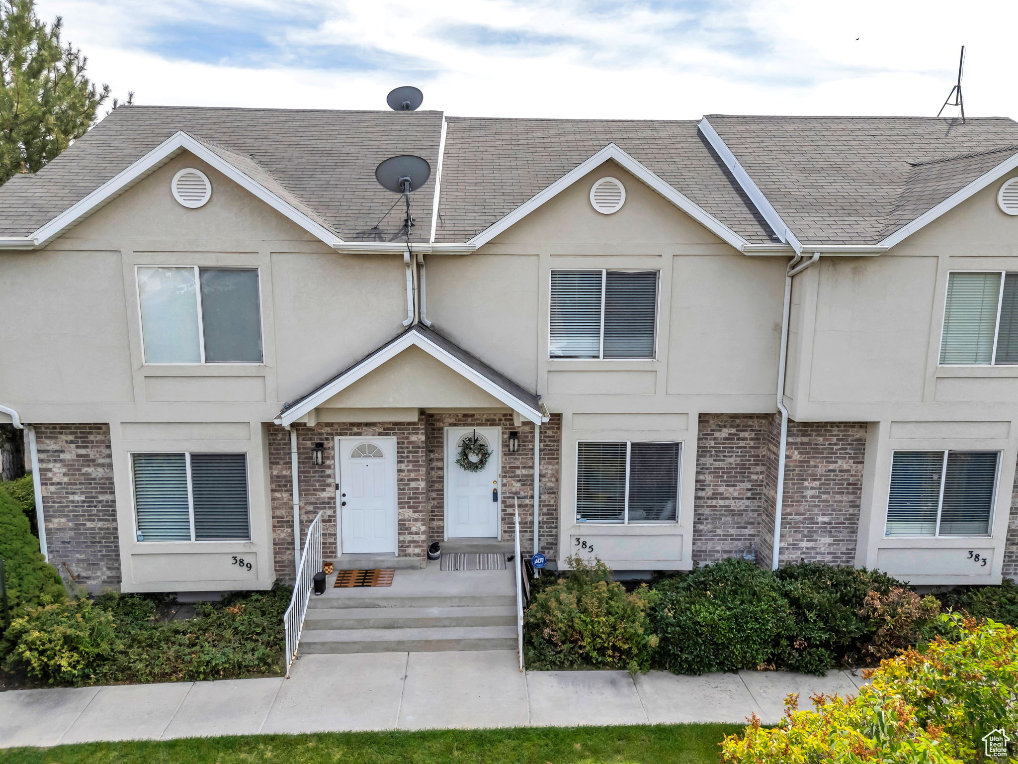 NORTHPOINTE VILLAGE PHASE 1 - Residential