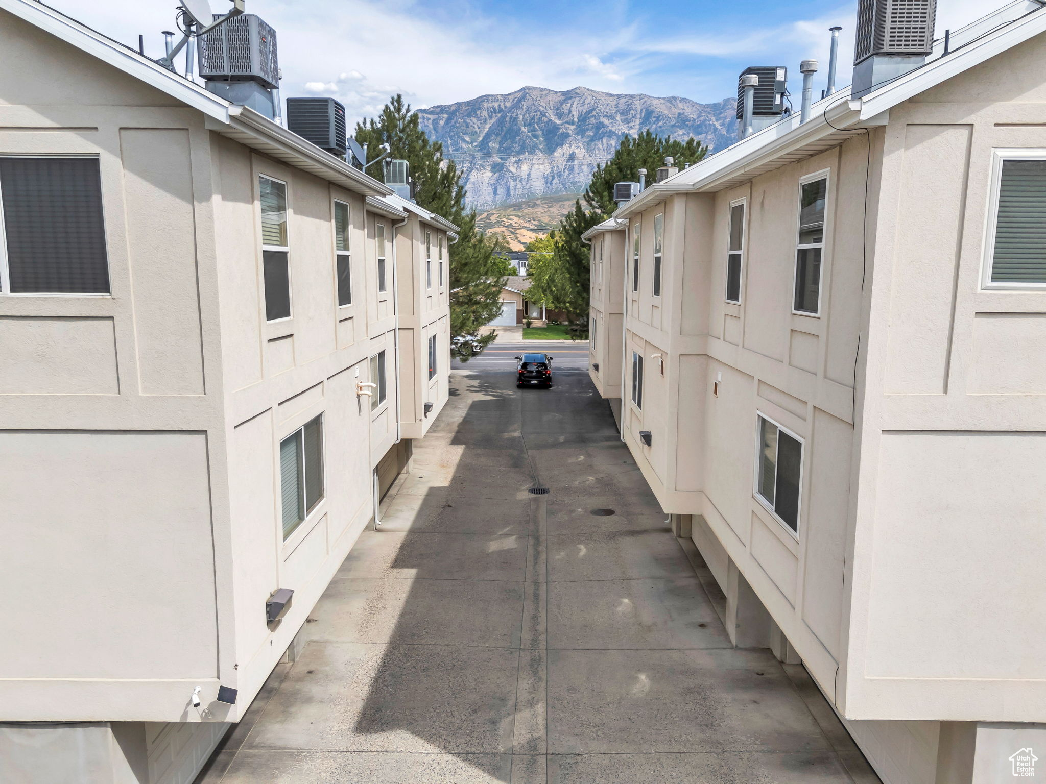 NORTHPOINTE VILLAGE PHASE 1 - Residential