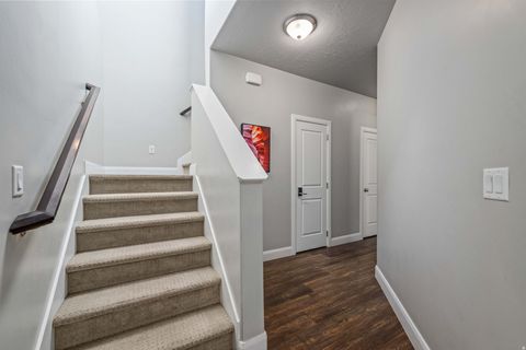 Tiny photo for 1914 E FIESTA LN, Washington, UT 84780 (MLS # 2127479)
