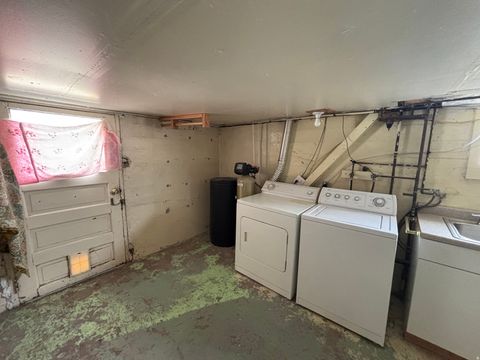Tiny photo for 37 E CLARK ST, Grantsville, UT 84029 (MLS # 2130951)