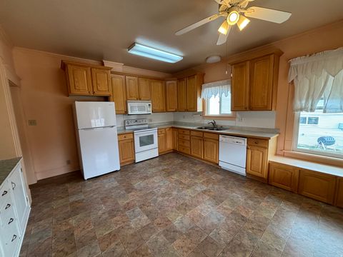 Tiny photo for 37 E CLARK ST, Grantsville, UT 84029 (MLS # 2130951)
