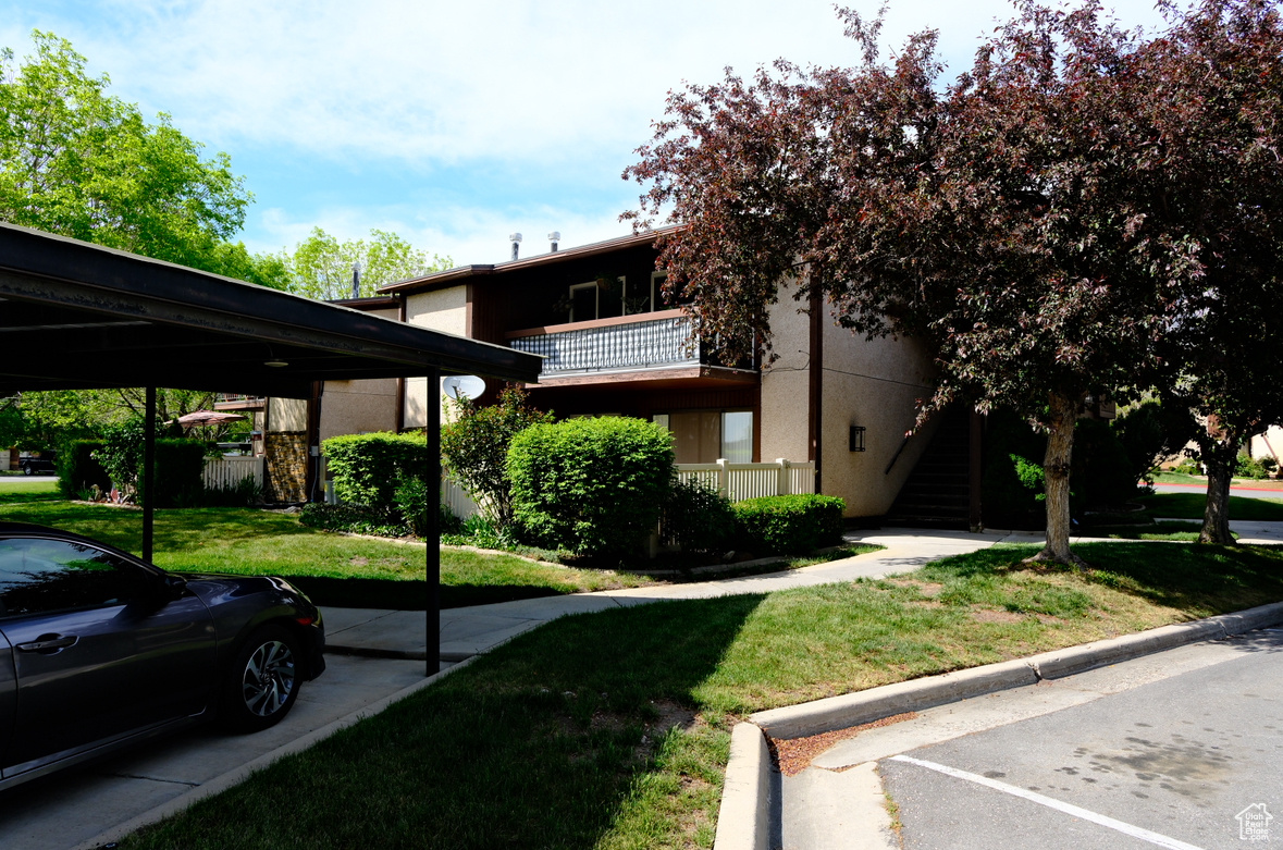 THREE FOUNTAINS - Residential