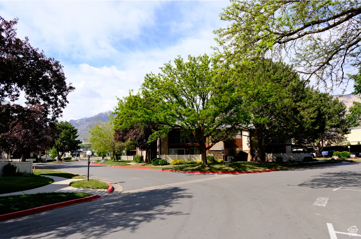 THREE FOUNTAINS - Residential