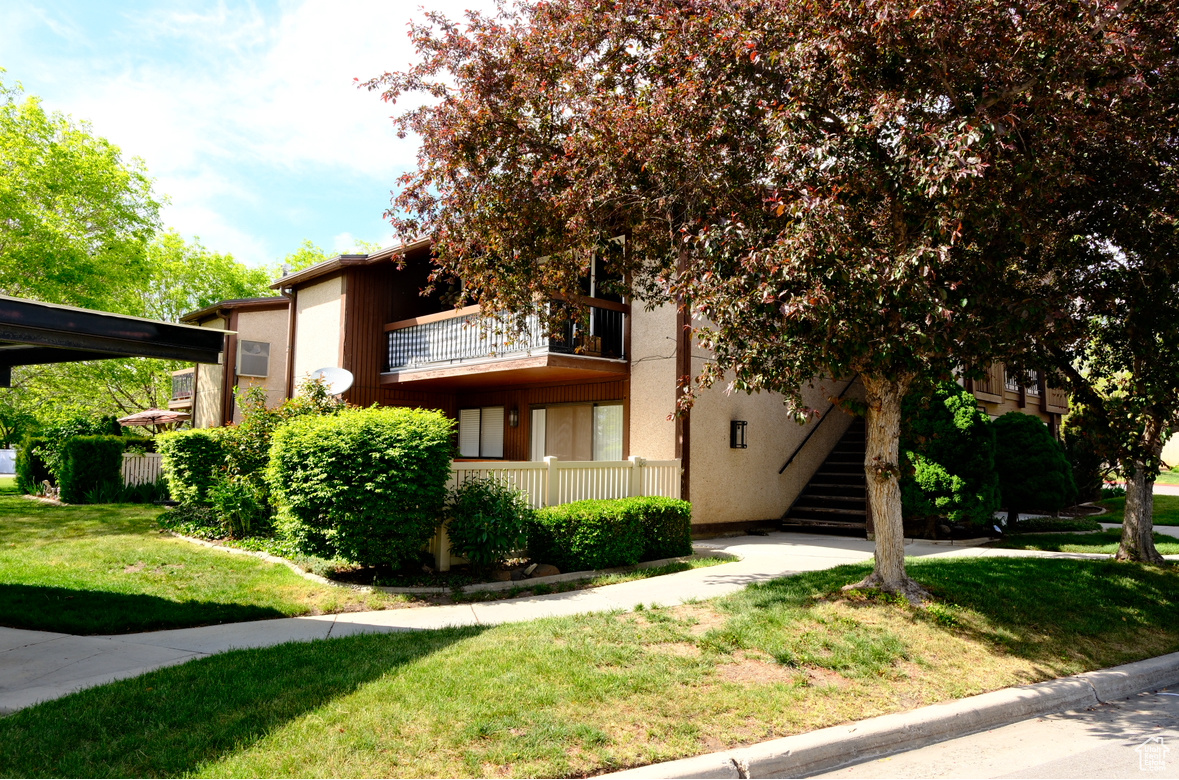 THREE FOUNTAINS - Residential