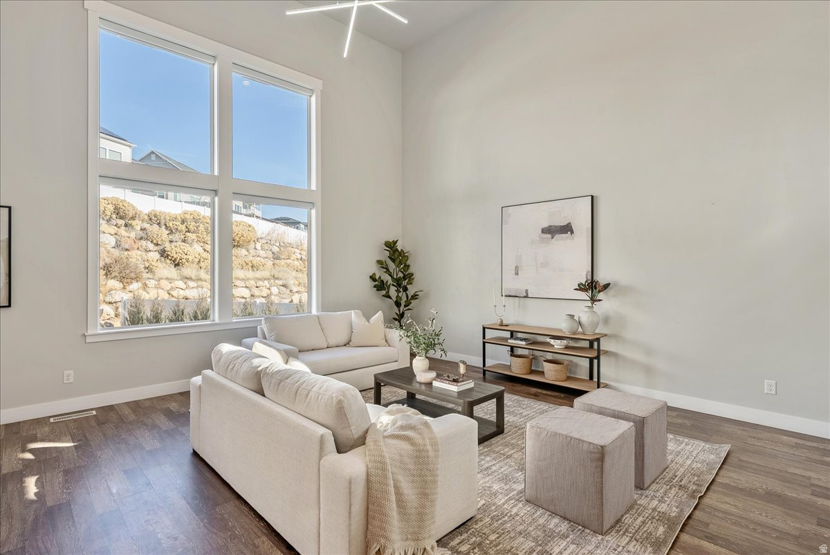 CANYON HILLS - Residential