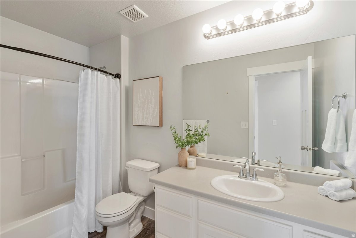 CANYON HILLS - Residential