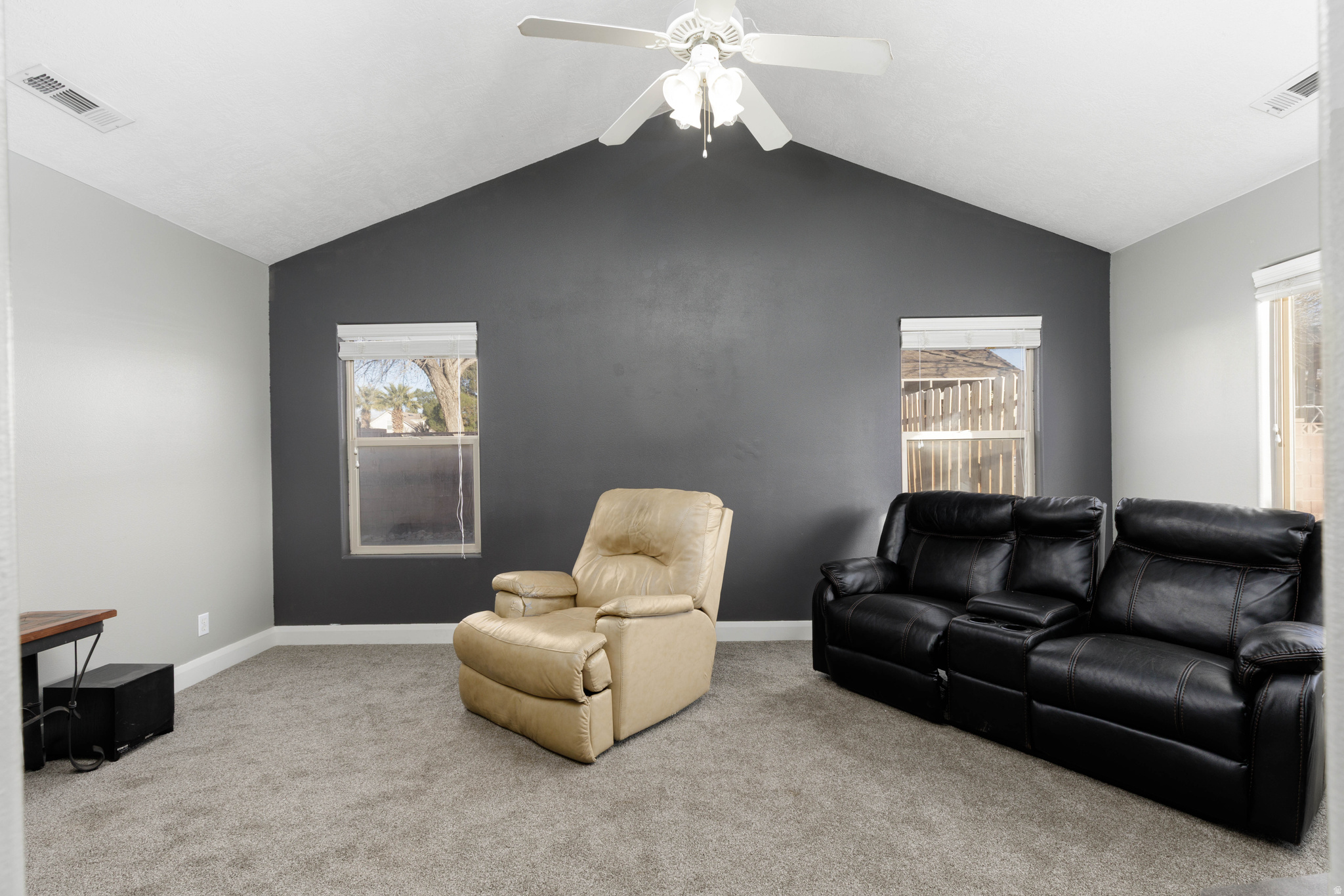 MEADOW LANE EST - Residential