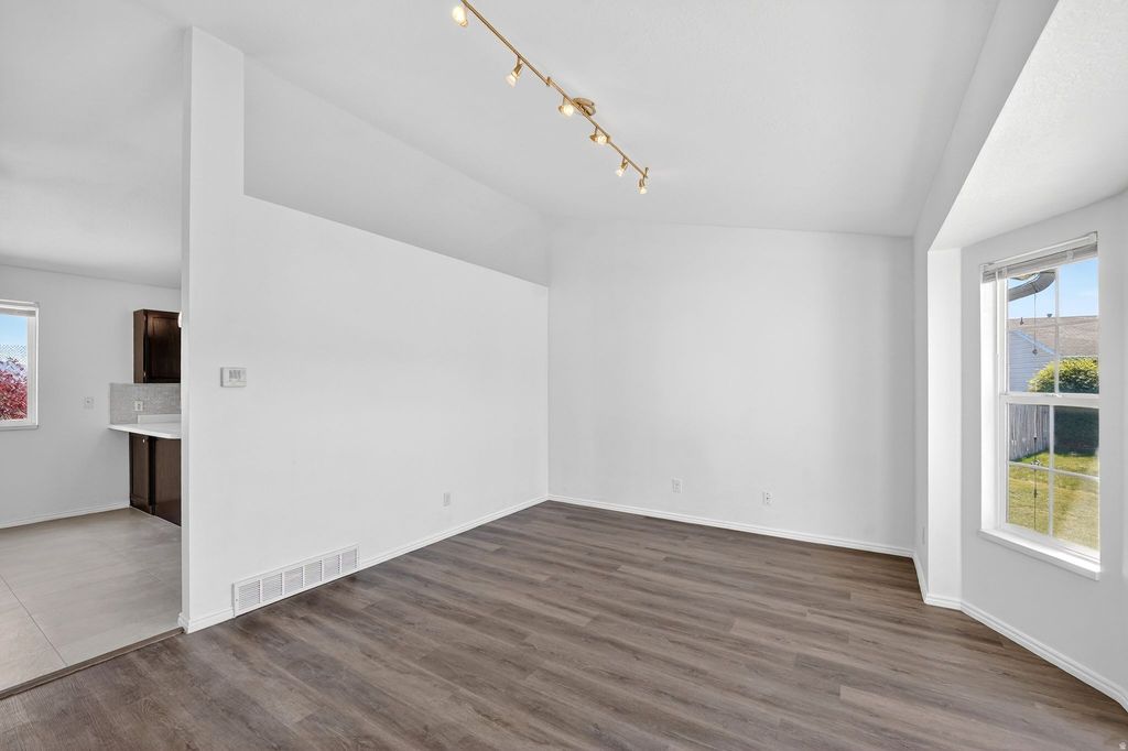 Photo of 5893 S ALPINE CREST CIR, Salt Lake City, UT 84118 (MLS # 2148333)