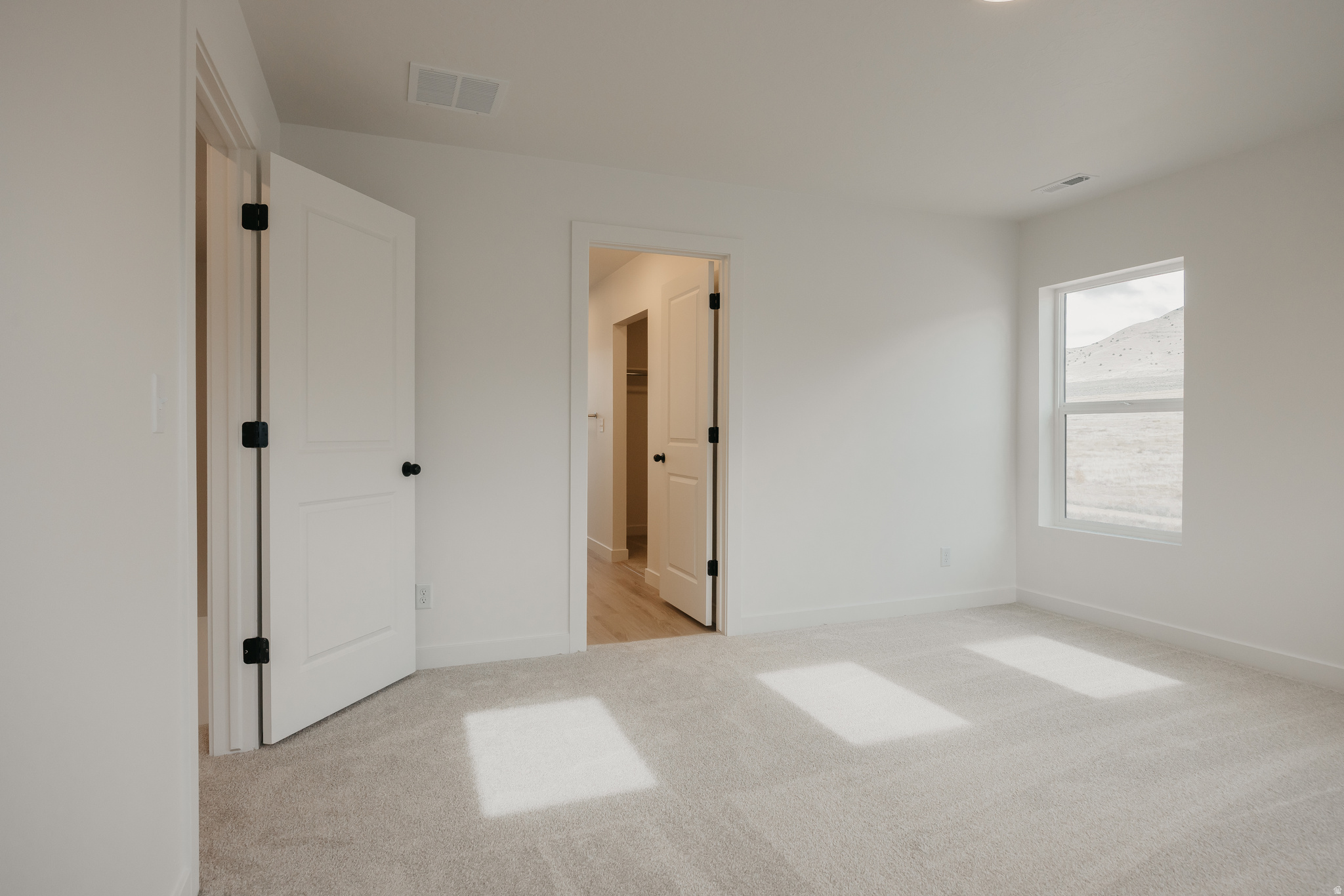 EAGLE HEIGHTS - Residential