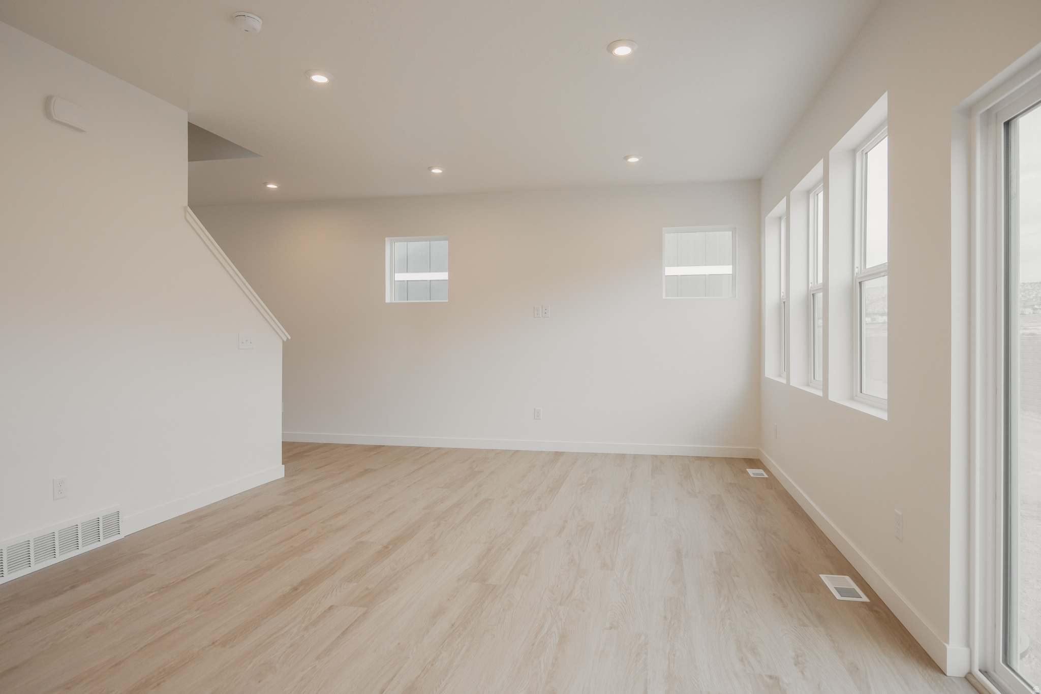 EAGLE HEIGHTS - Residential