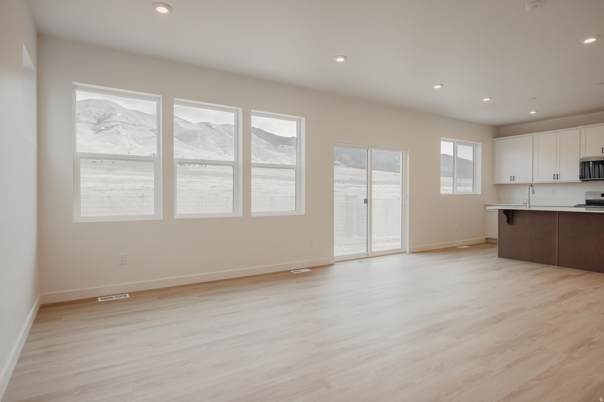 EAGLE HEIGHTS - Residential