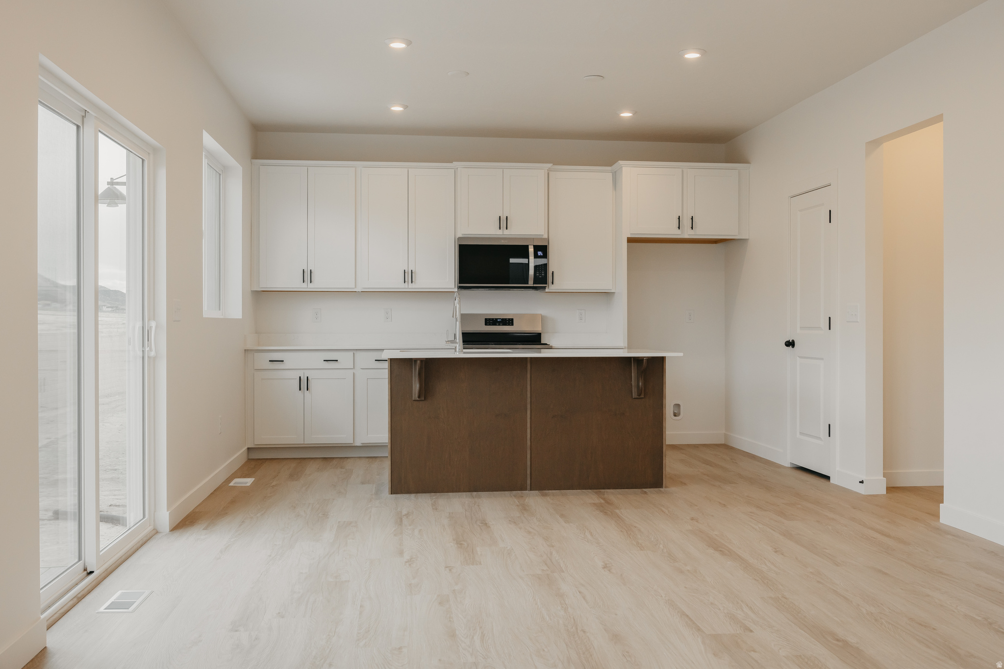 EAGLE HEIGHTS - Residential