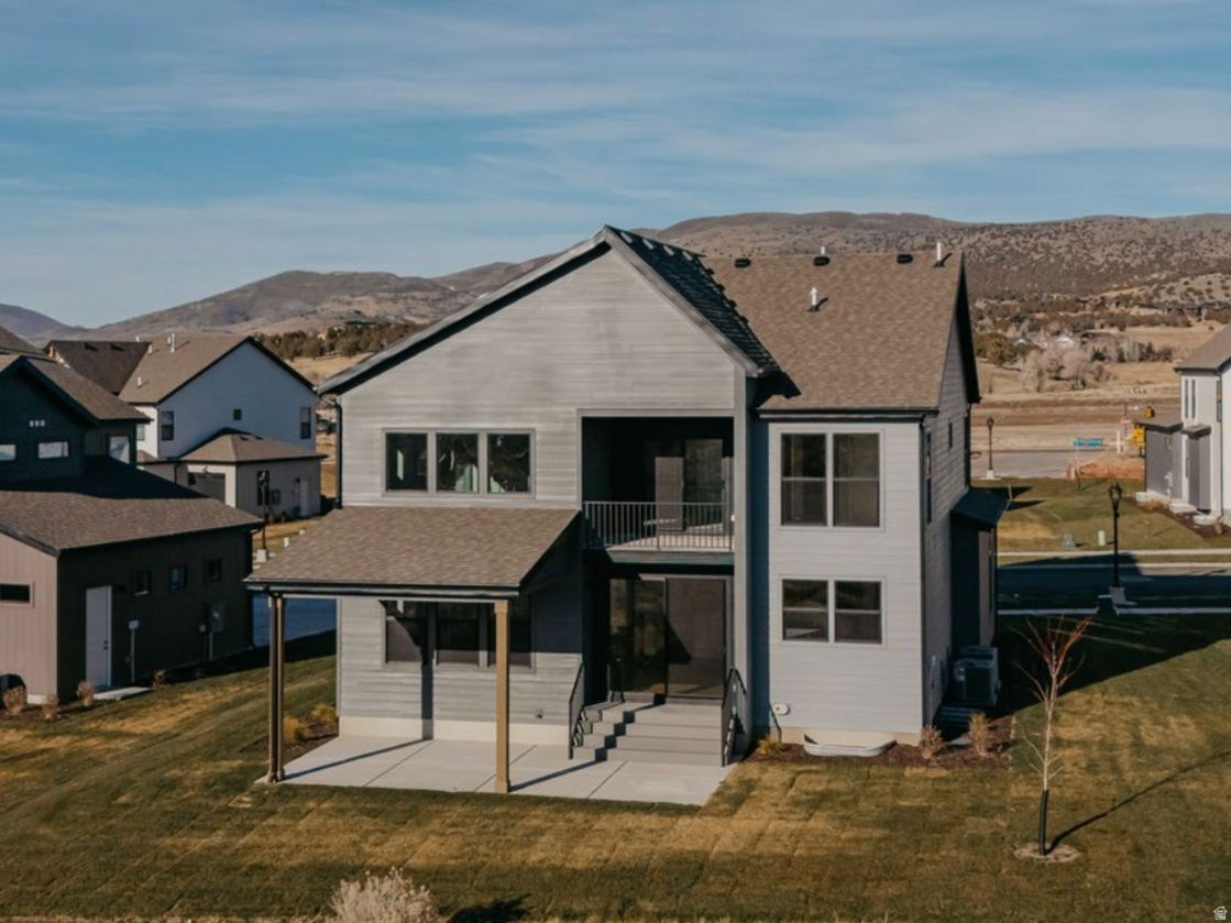 CROSSINGS AT LAKE CREEK - Residential