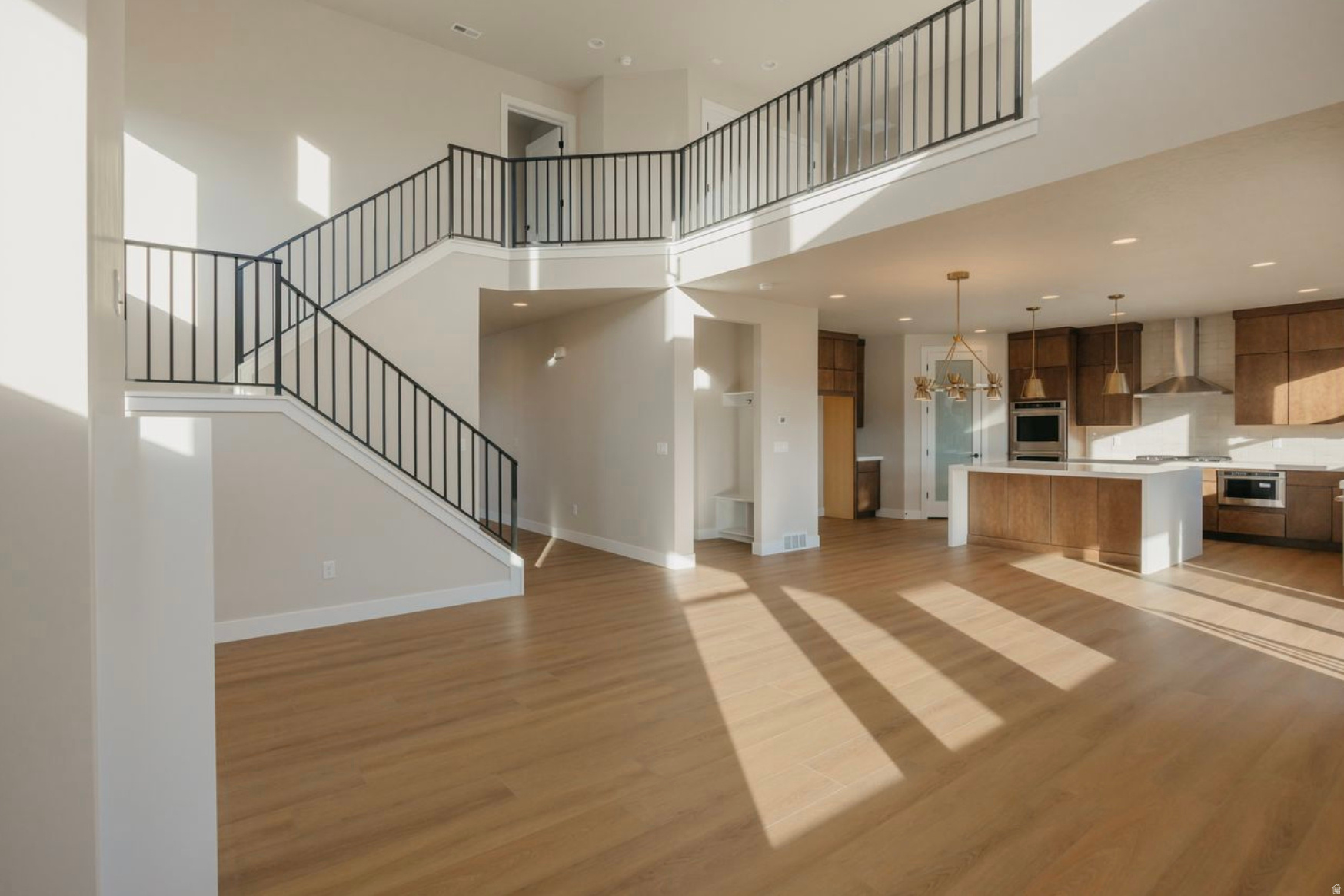 CROSSINGS AT LAKE CREEK - Residential