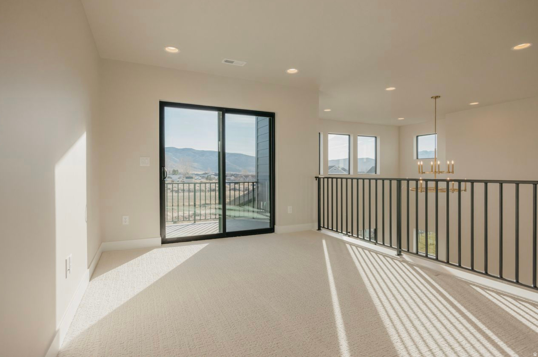 CROSSINGS AT LAKE CREEK - Residential