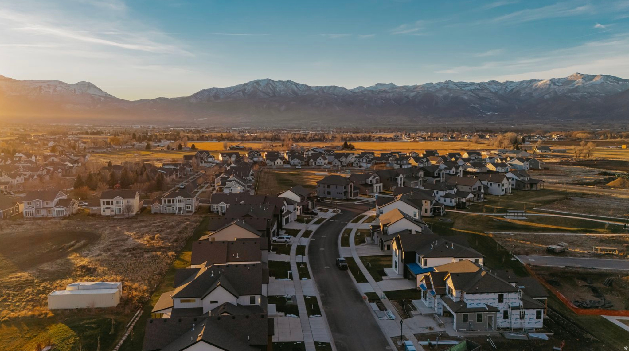 CROSSINGS AT LAKE CREEK - Residential