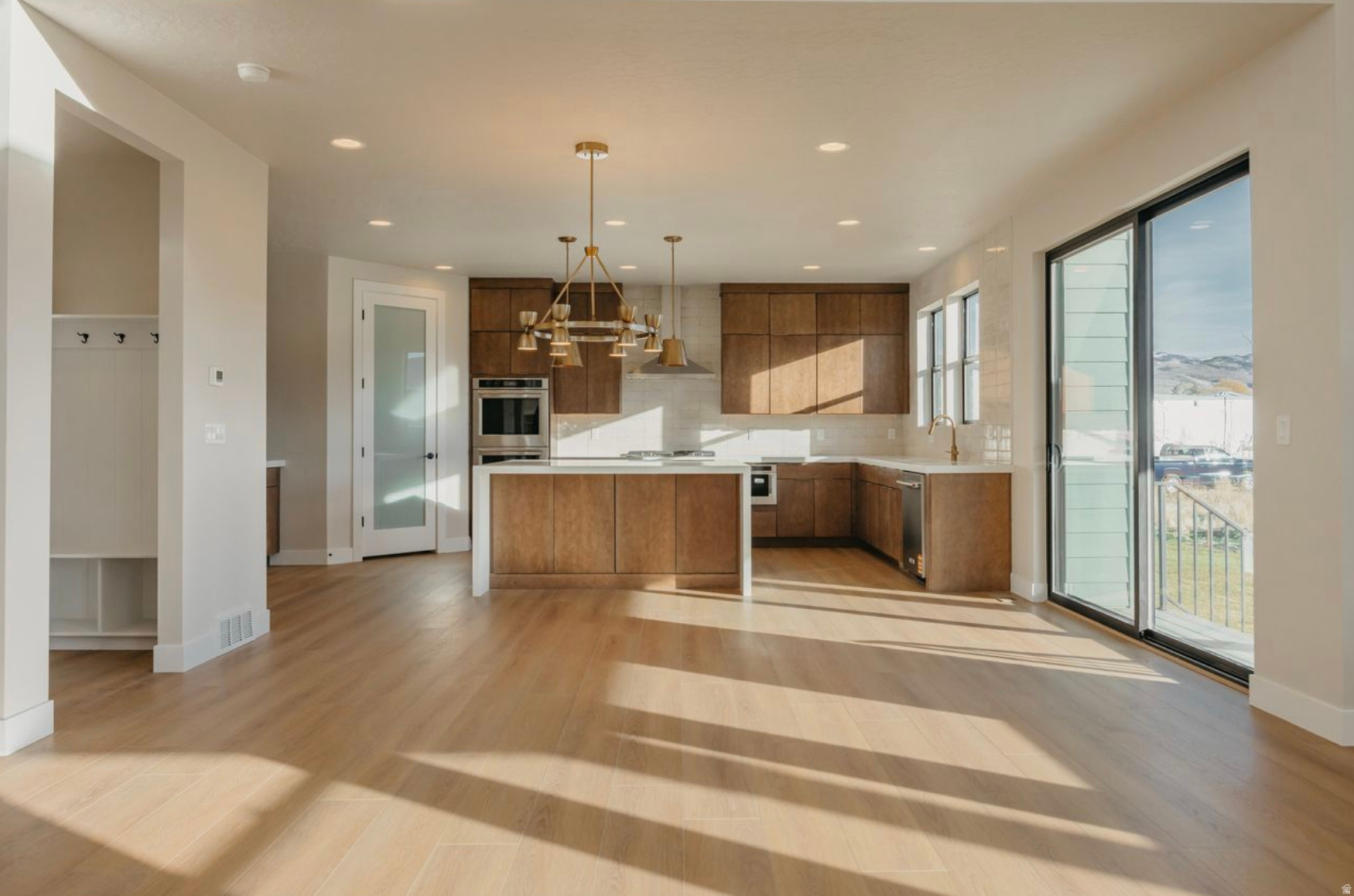 CROSSINGS AT LAKE CREEK - Residential