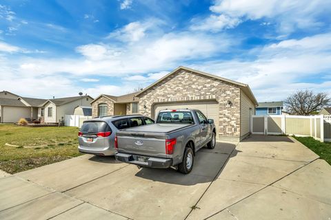 Tiny photo for 2882 S ADAM HILL WAY W, Magna, UT 84044 (MLS # 2147072)