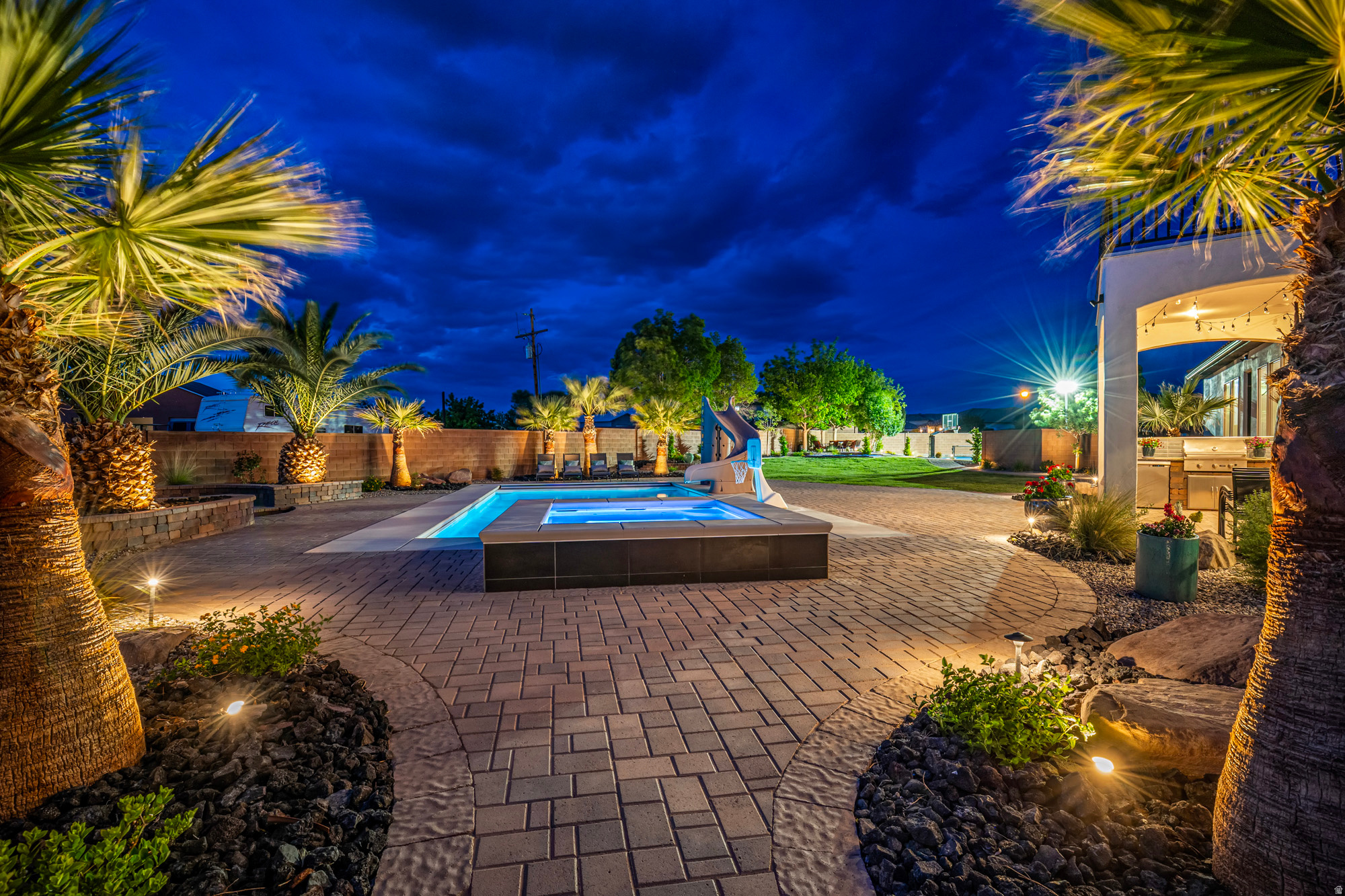 SILKWOOD PH 7 - Residential