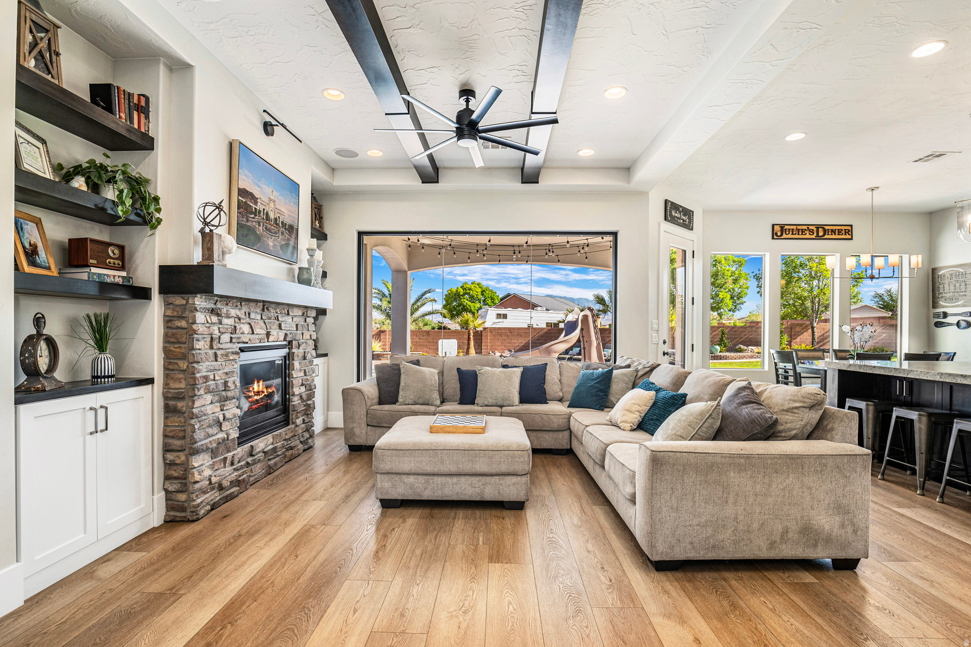 SILKWOOD PH 7 - Residential