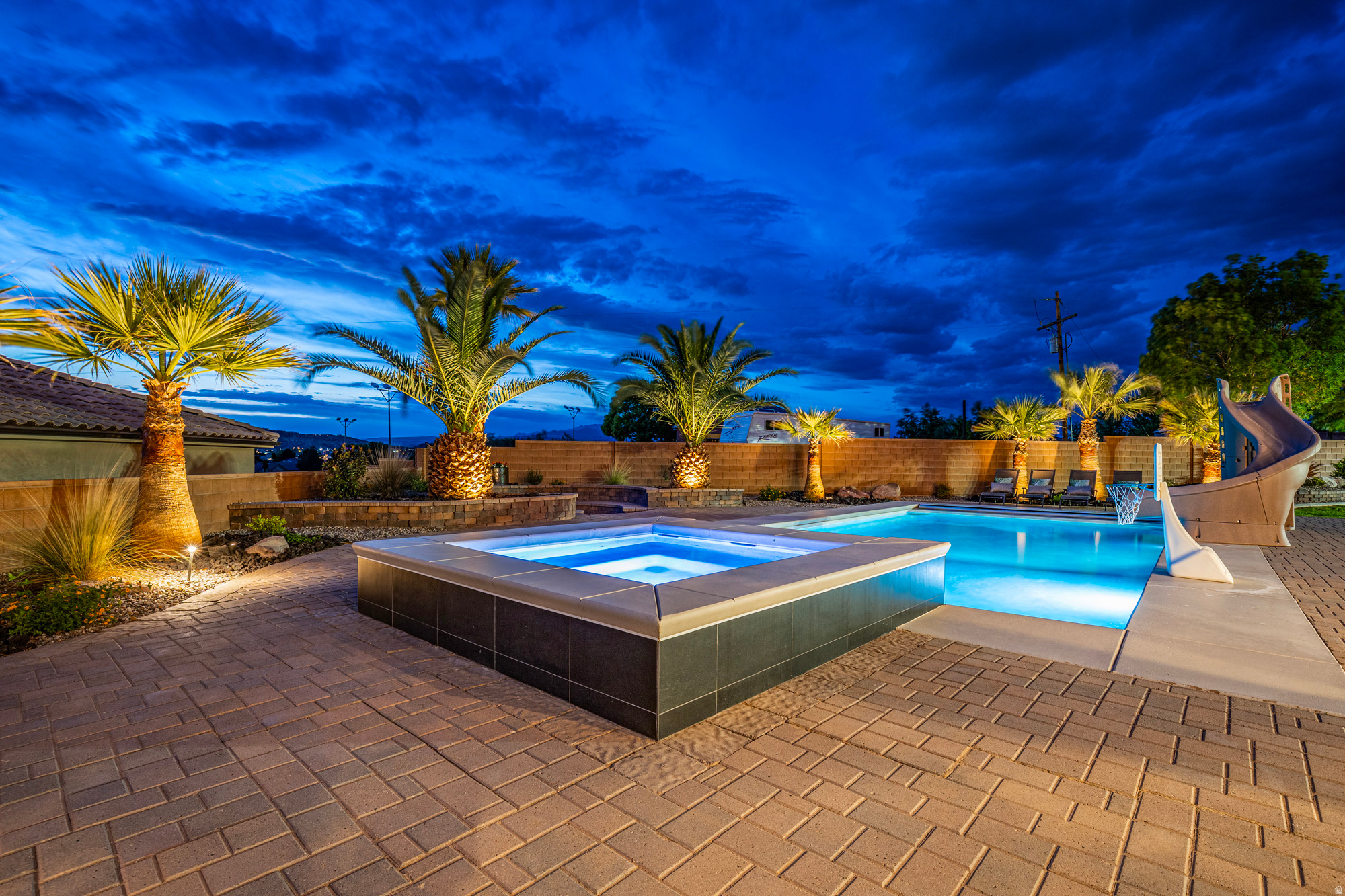 SILKWOOD PH 7 - Residential