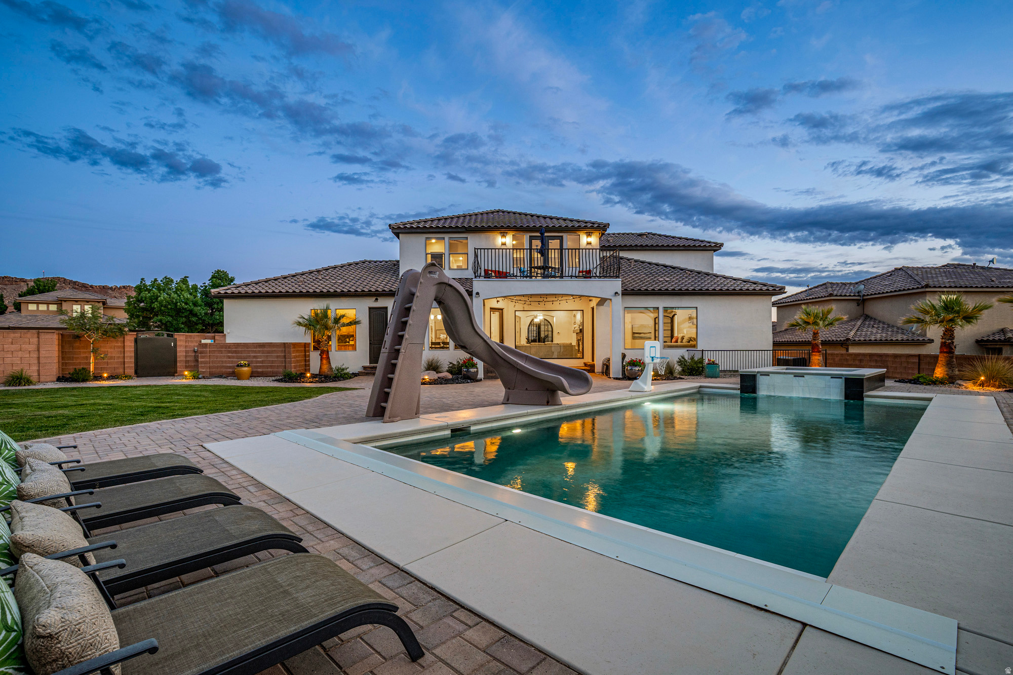 SILKWOOD PH 7 - Residential