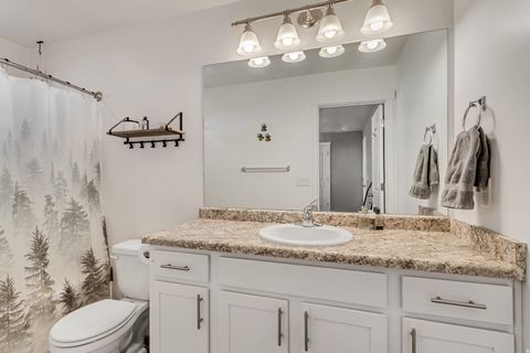 Tiny photo for 5203 W COURTLY LN S, Herriman, UT 84096 (MLS # 2132228)