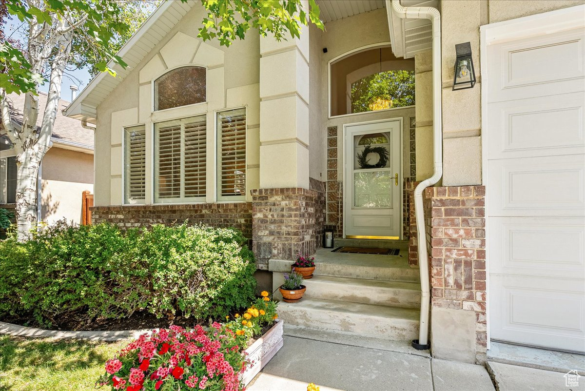 ESPRIT HOMES OF MILLCREEK P U D - Residential