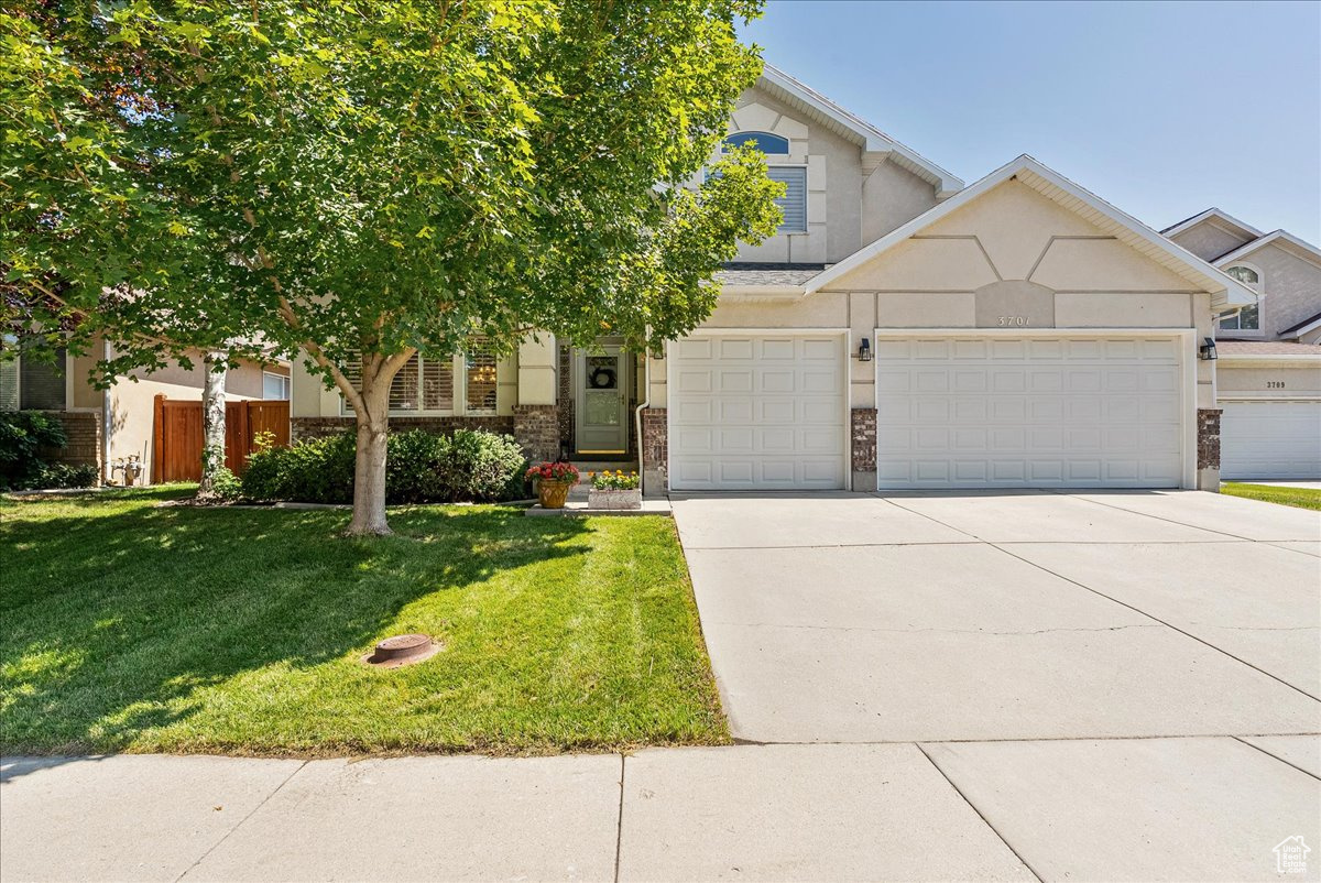 ESPRIT HOMES OF MILLCREEK P U D - Residential