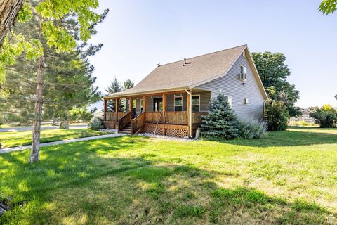 Photo of 9115 W 25800 N, Portage, UT 84331 (MLS # 2098391)