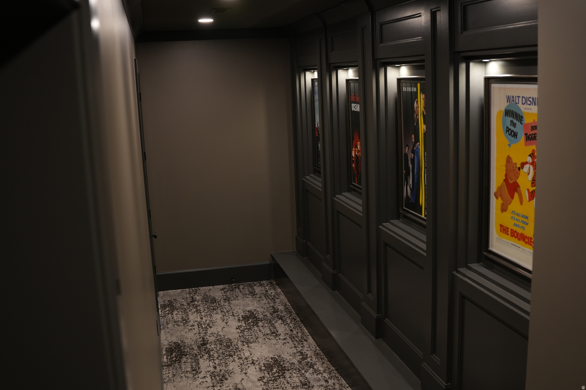 ASHBY LANE - Residential