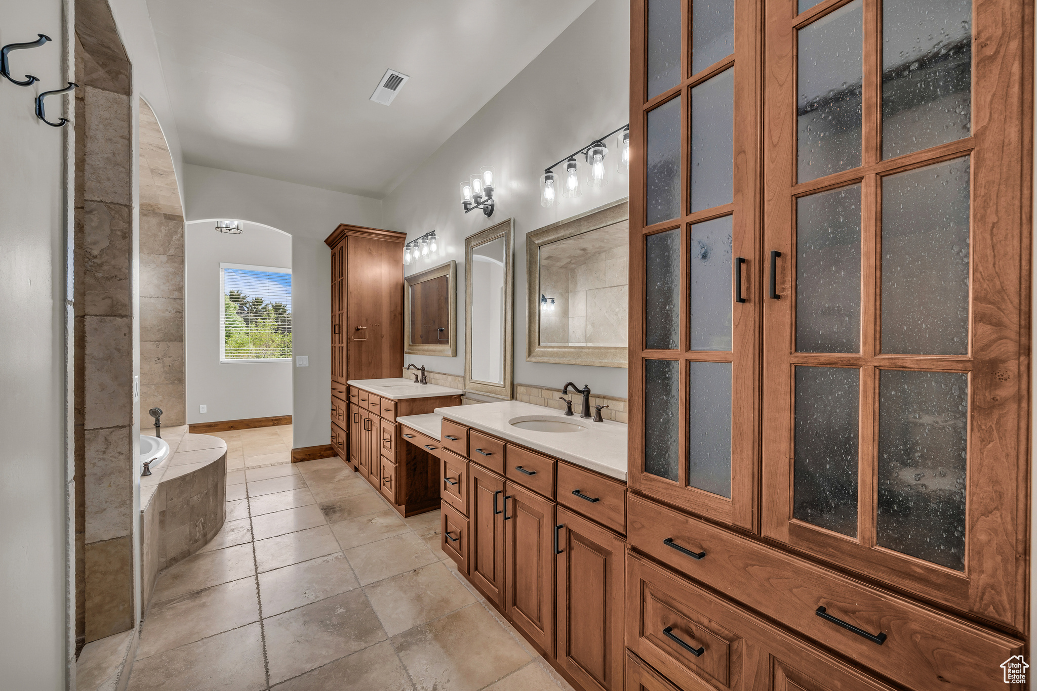 1592 N Parkstone Rd, Washington, Utah image 16