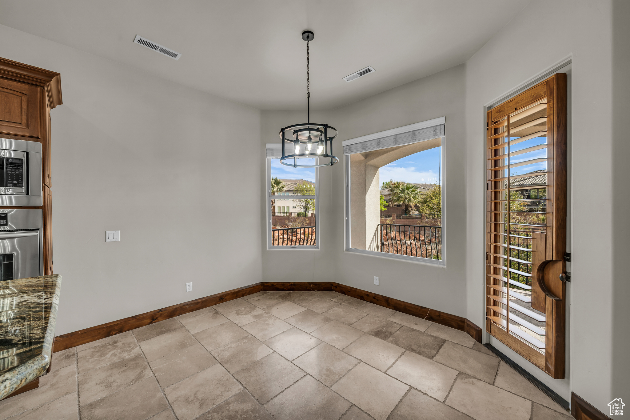 1592 N Parkstone Rd, Washington, Utah image 6