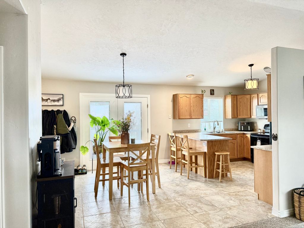 Photo of 13877 S 2200 W, Bluffdale, UT 84065 (MLS # 2141834)