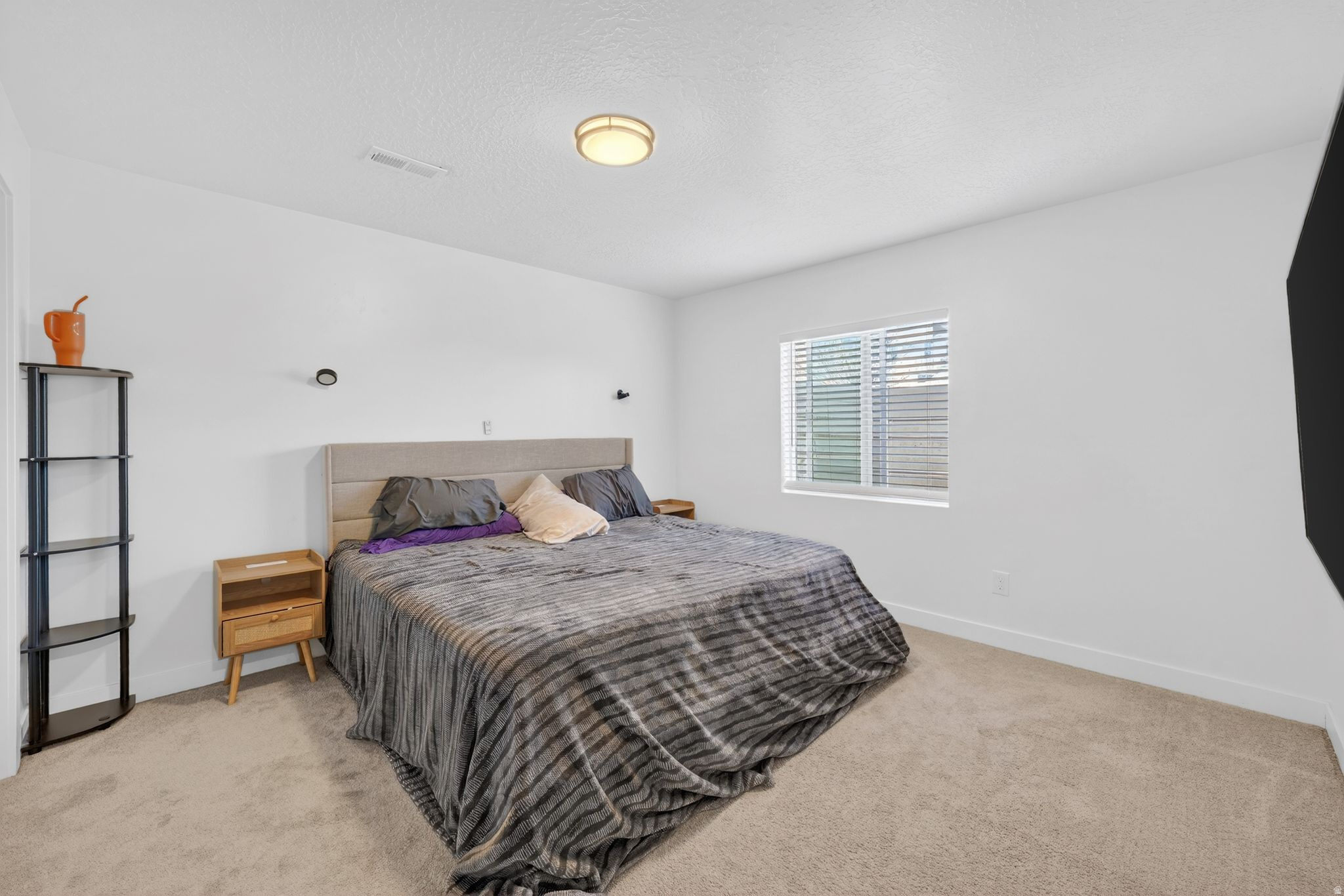 HIDDEN OAKS - Residential