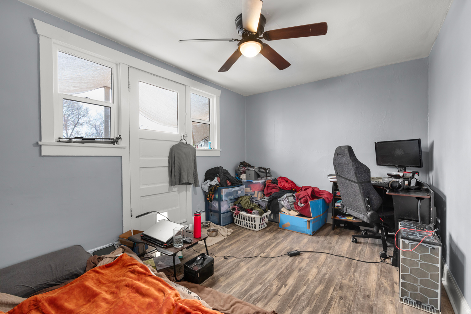 CAPITOL - Residential Income