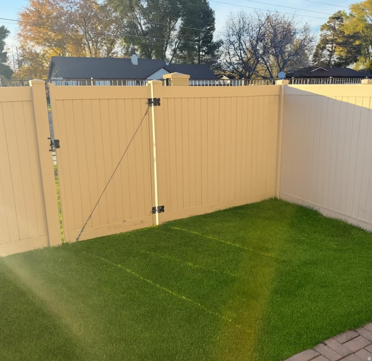 GRAY FARMS - Residential