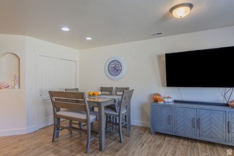Tiny photo for 210 S TAMARAK CIR W, Lehi, UT 84043 (MLS # 2119461)