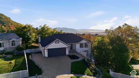 Tiny photo for 3936 HUNTINGTON CIR, Bountiful, UT 84010 (MLS # 2188587)