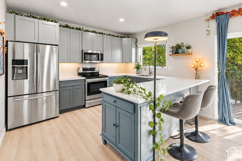 Tiny photo for 3936 HUNTINGTON CIR, Bountiful, UT 84010 (MLS # 2188587)