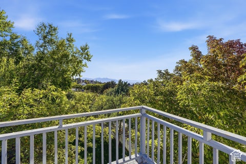 Tiny photo for 3936 HUNTINGTON CIR, Bountiful, UT 84010 (MLS # 2188587)