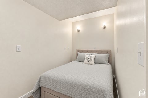 Tiny photo for 3936 HUNTINGTON CIR, Bountiful, UT 84010 (MLS # 2188587)
