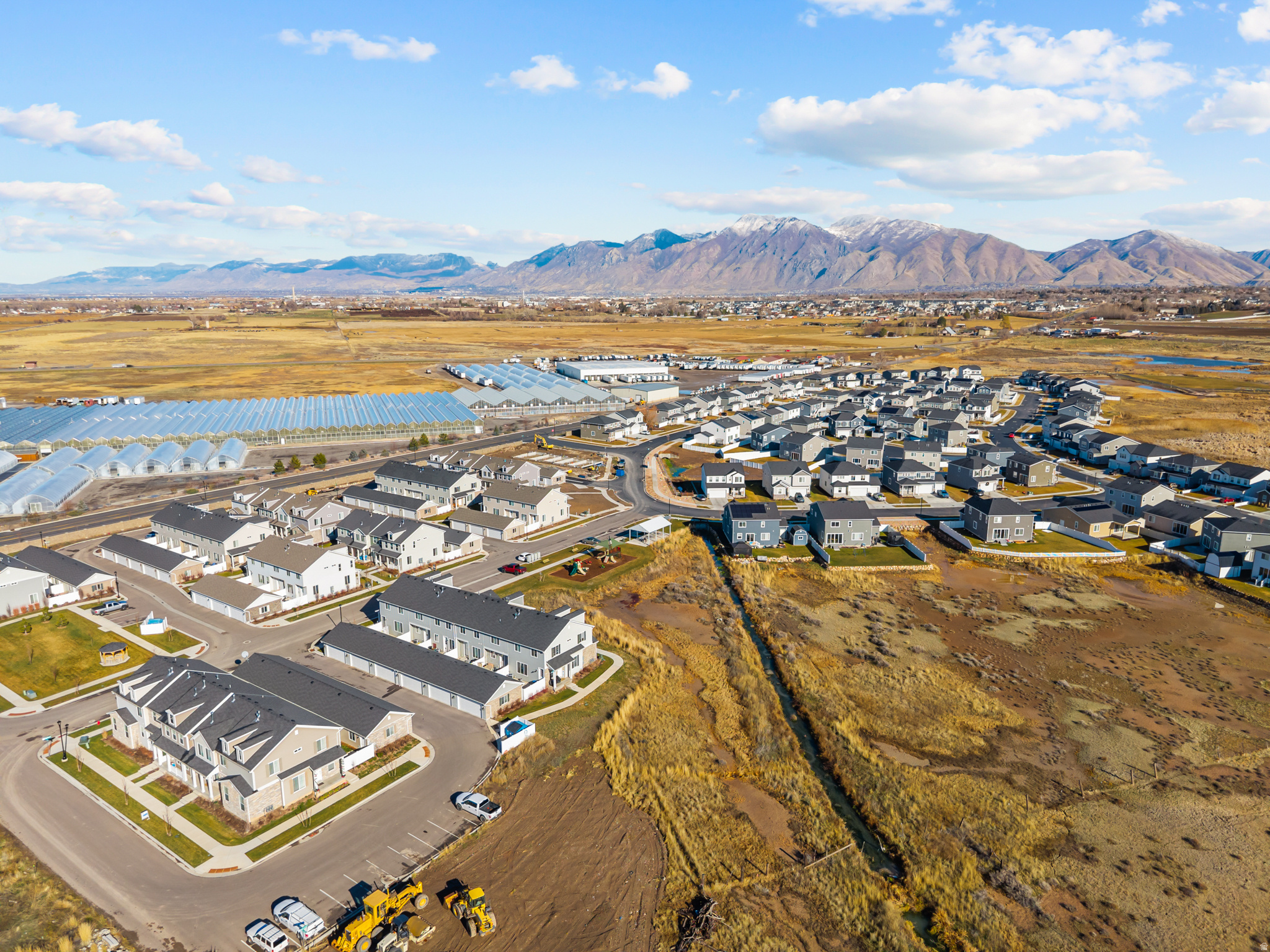 SALEM PARK - Residential