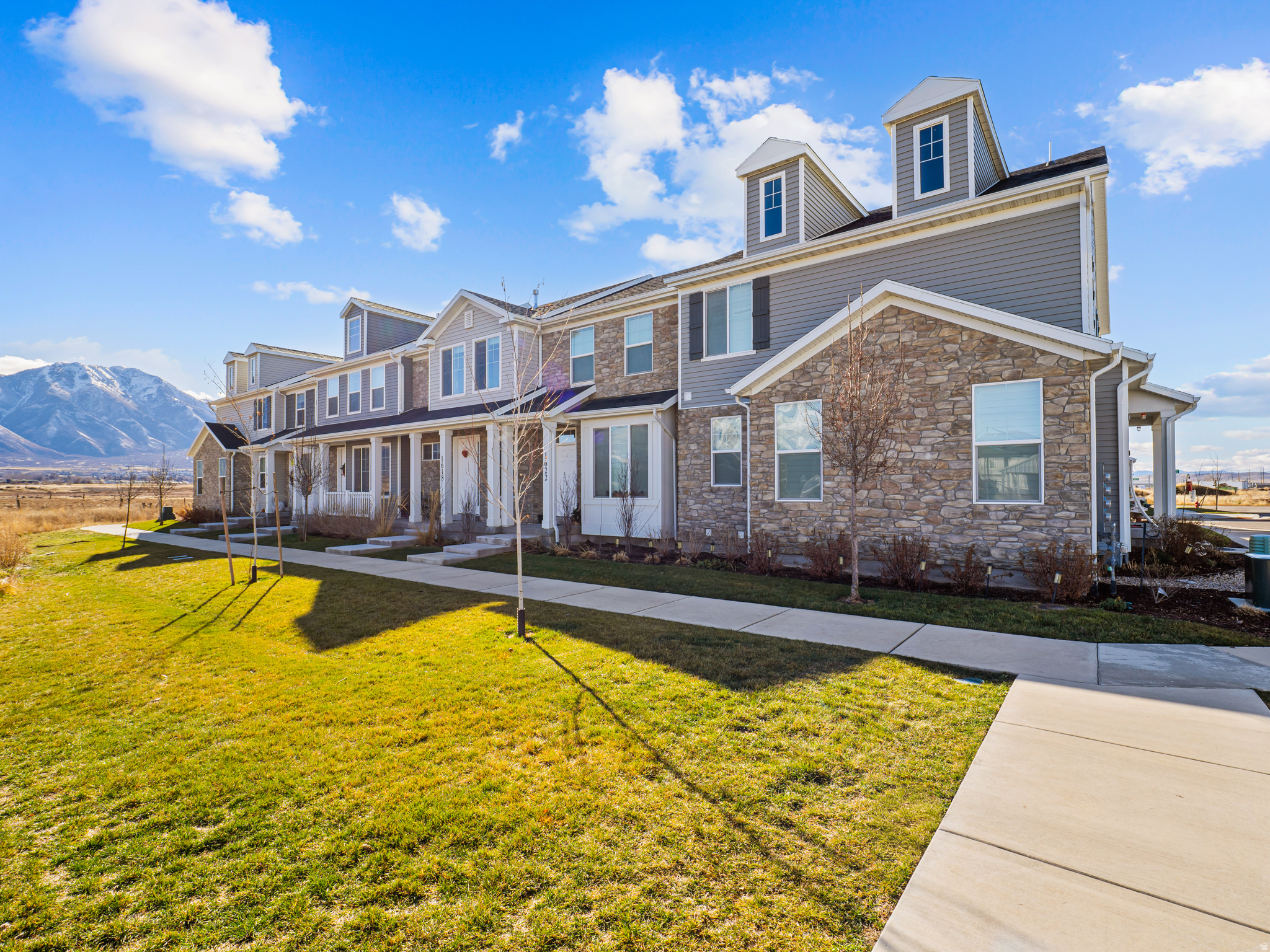 SALEM PARK - Residential