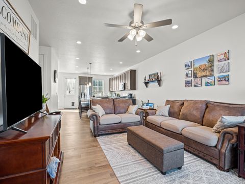 Tiny photo for 1618 N WESTVIEW LN, Salem, UT 84653 (MLS # 2129428)