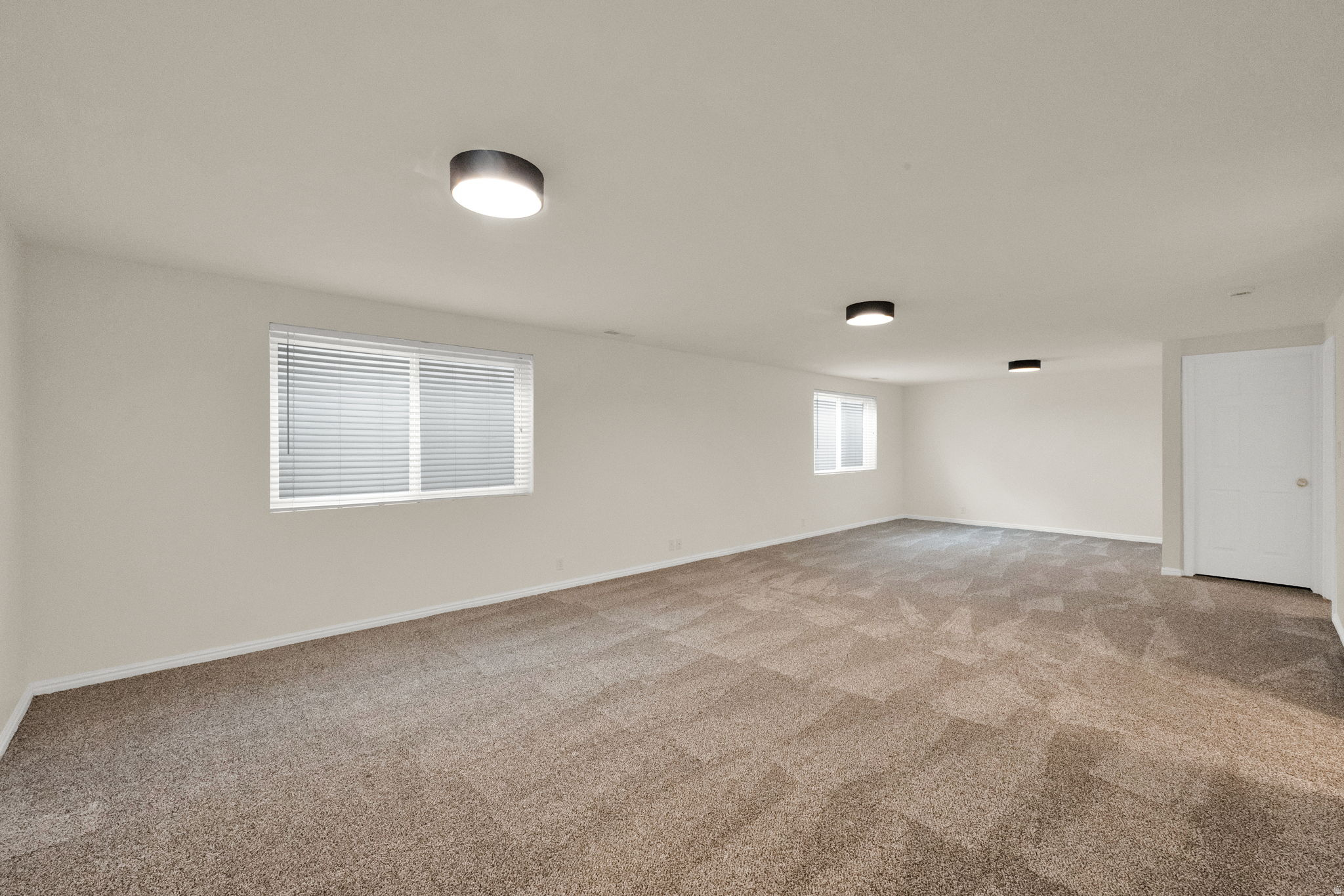 THREE FOUNTAINS EAST - Residential