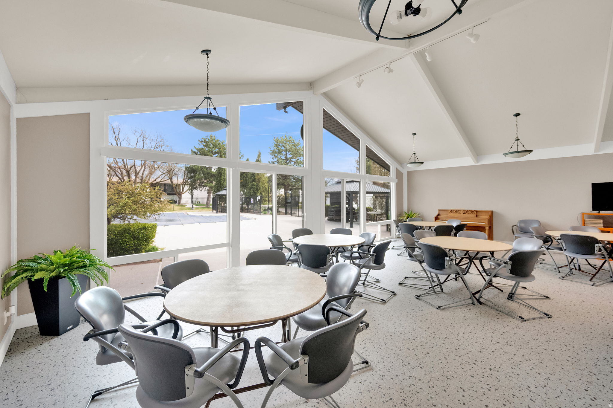 THREE FOUNTAINS EAST - Residential