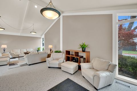 Tiny photo for 1047 E EASTGATE RD S, Murray, UT 84117 (MLS # 2147245)