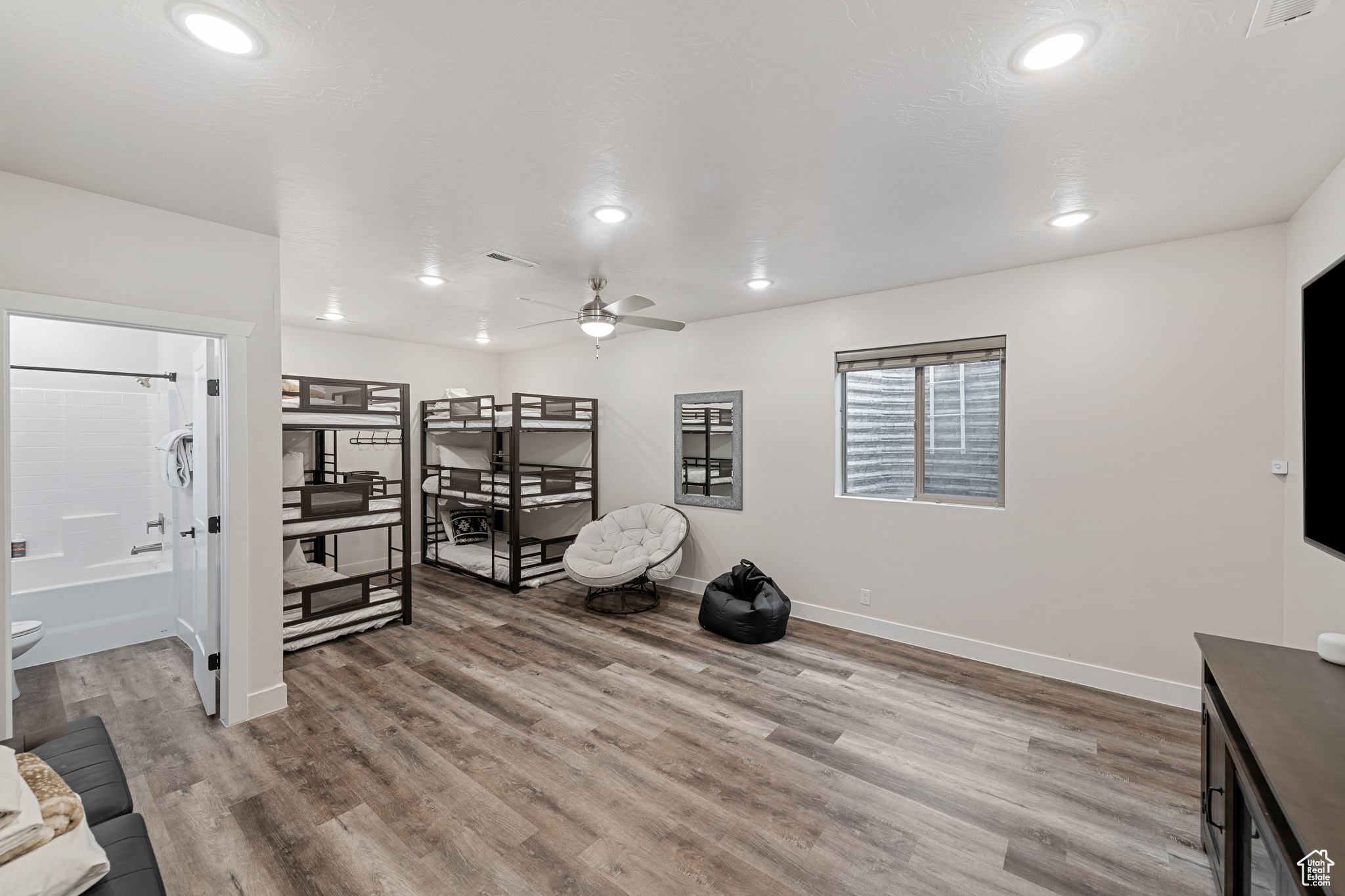 CROOKED RIVER - Residential