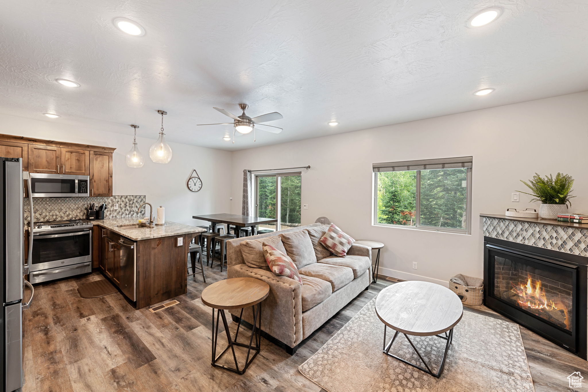 CROOKED RIVER - Residential